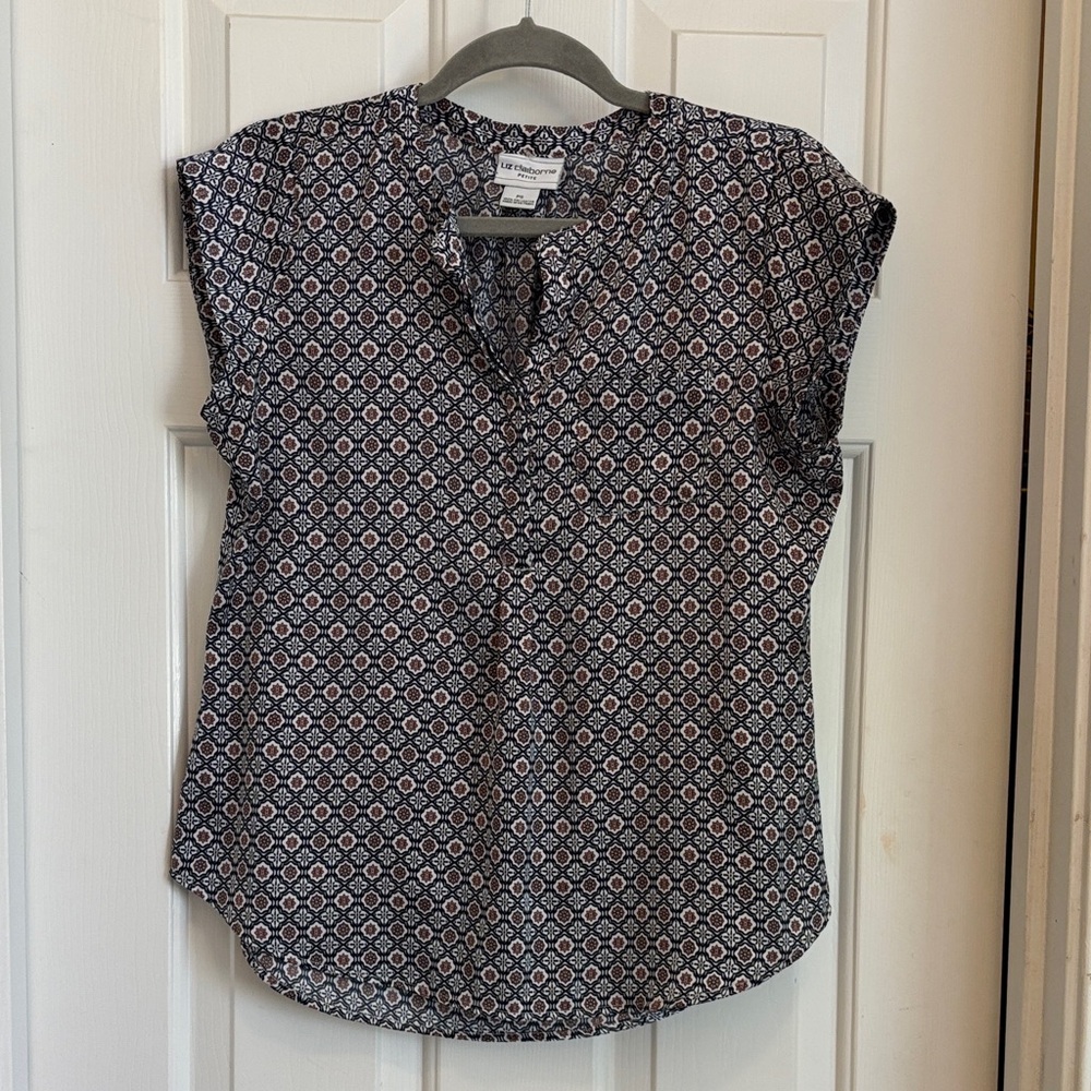 Liz Claiborne Geometric Print Blouse - Blue and white